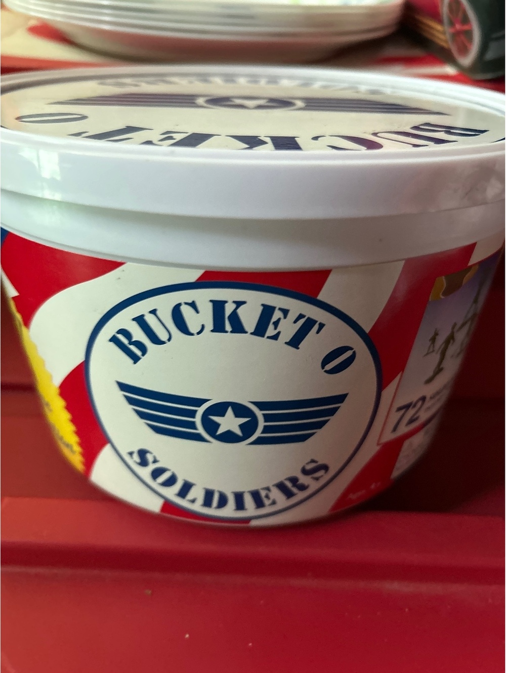 Bucket O Soldiers (68) Piece Green Plastic Army Men Toy Set